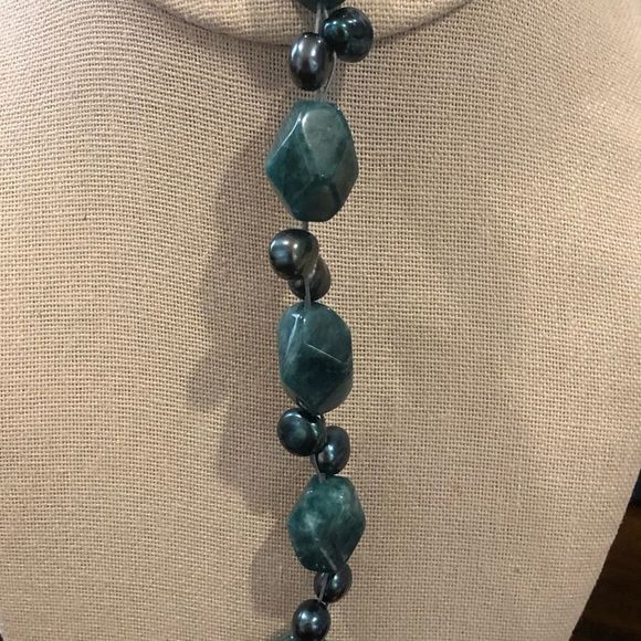 Dark Green Chalcedony Gemstone and Sterling Silver Set - Picture 9 of 14